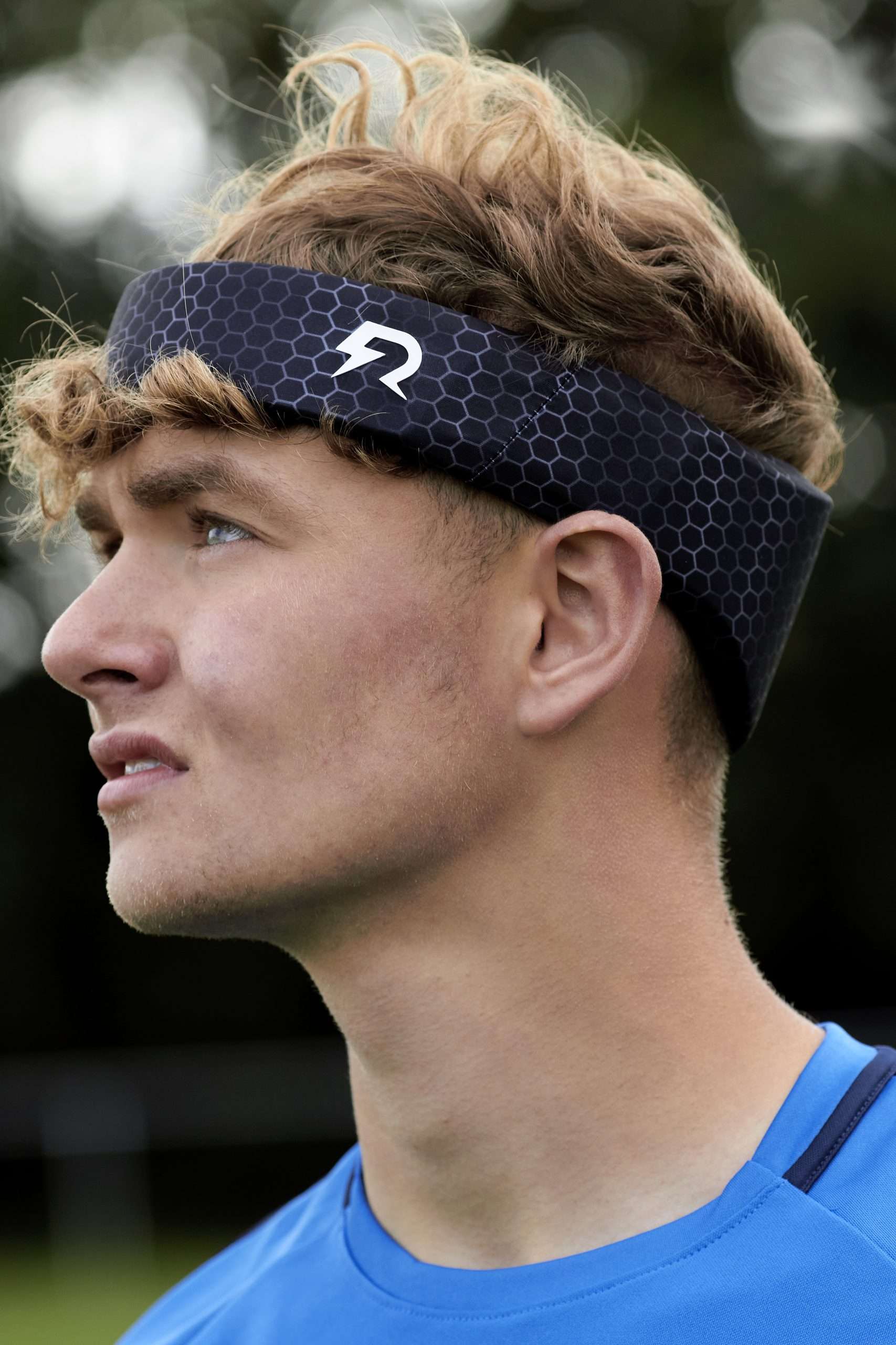 A teenager wearing Rezon Halos® medical head protection. A teenager wearing Rezon Halos® medical head protection.
